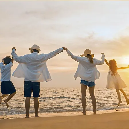 Strandlaeufer * Heringsdorf (Usedom)