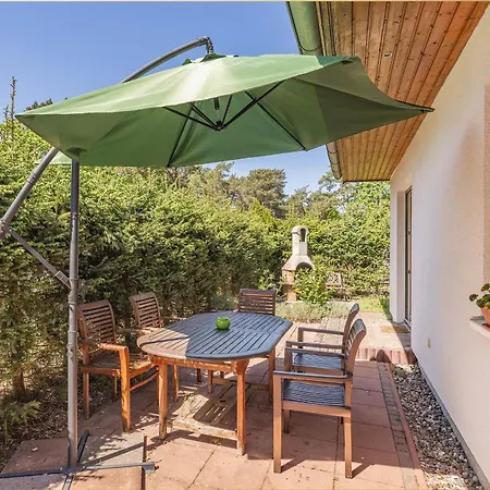 Strandlaeufer Heringsdorf (Usedom)